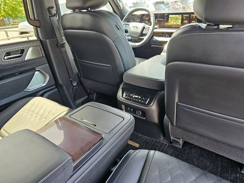 Used 2025 INFINITI QX80 Autograph AWD/4WD image 14