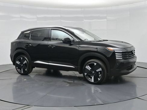 Used 2026 Nissan Kicks SR FWD image 28