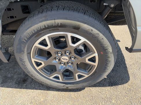 Used 2024 Ford F150 STX RWD image 13