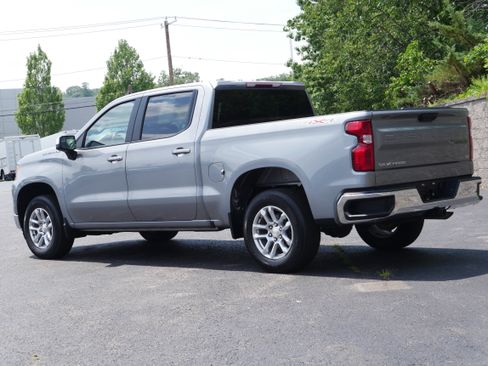 Certified 2023 Chevrolet Silverado 1500 LT AWD/4WD image 4