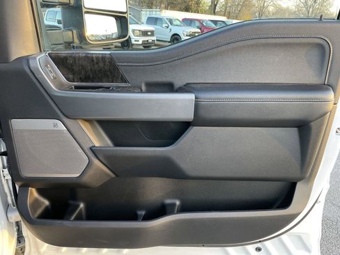 Used 2024 Ford F250 Lariat w/ FX4 Off-Road Package image 51