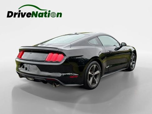 Used 2017 Ford Mustang Premium image 5