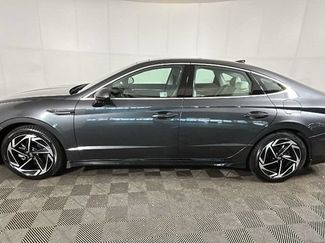 Certified 2025 Hyundai Sonata SEL FWD video 5