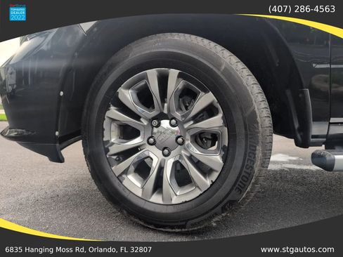 Used 2014 RAM 1500 Limited RWD image 30