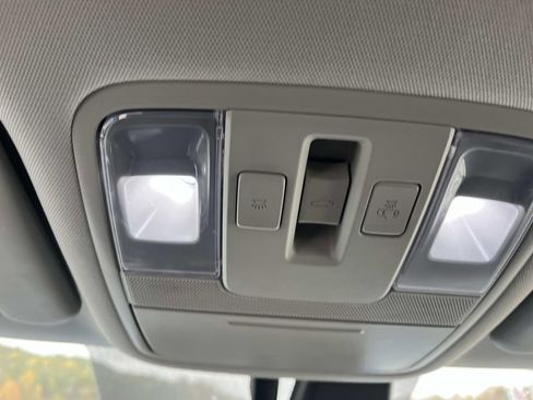 Used 2023 Kia Soul EX image 16