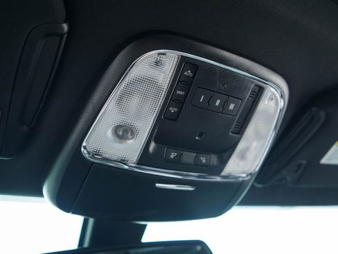 Used 2018 Dodge Charger SRT Hellcat w/ Harman/Kardon Audio Group RWD image 11