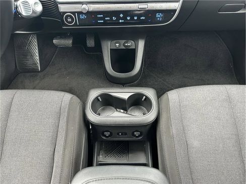 Used 2024 Hyundai Ioniq 5 SEL image 24