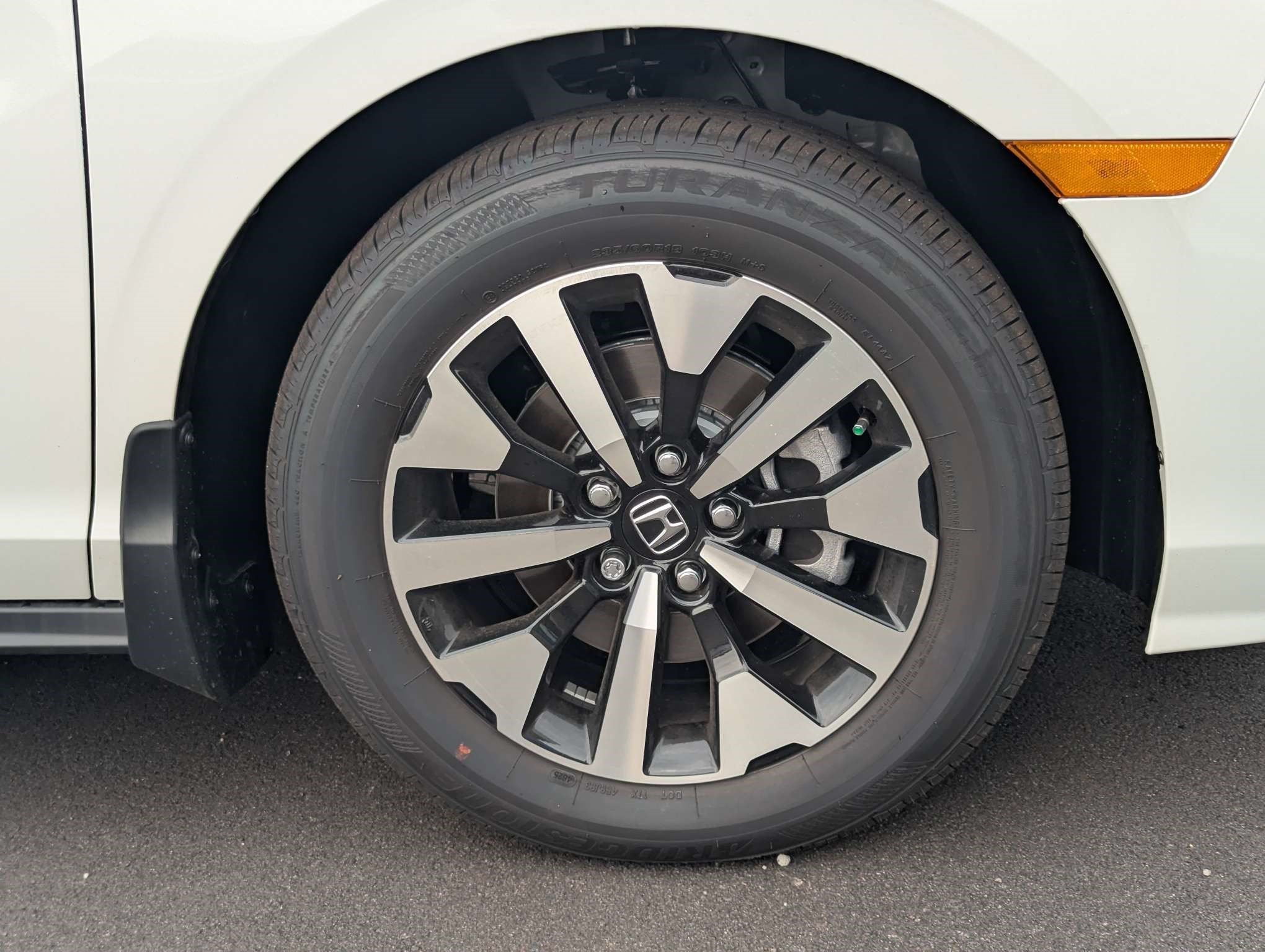 New 2026 Honda Odyssey EX-L image 14