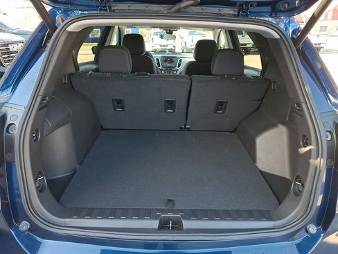 Used 2023 Chevrolet Equinox LT image 28