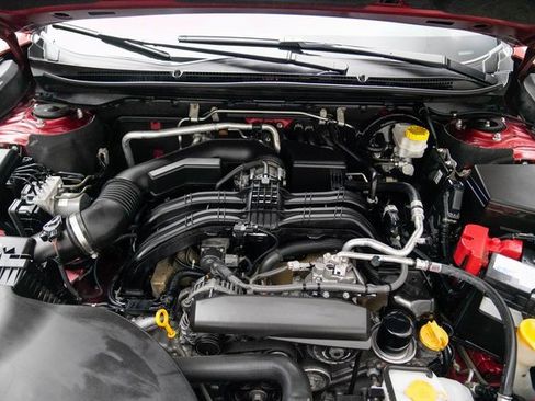 Used 2020 Subaru Outback Premium image 10