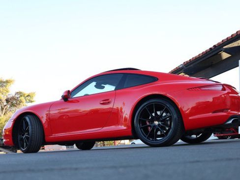 Used 2014 Porsche 911 Carrera RWD image 17