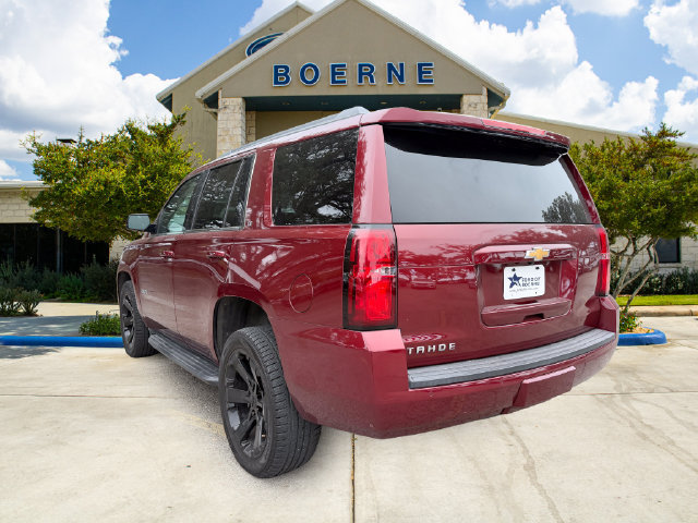 Used 2020 Chevrolet Tahoe LT w/ Luxury Package RWD image 3