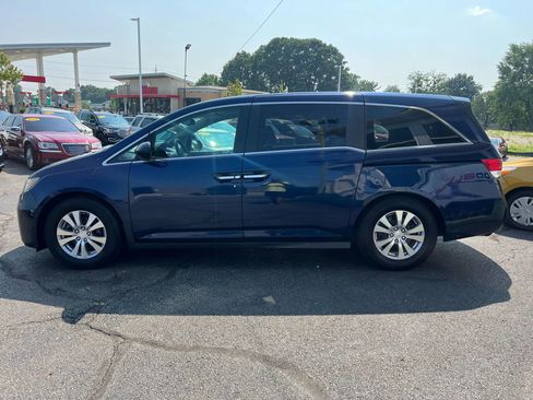 Used 2016 Honda Odyssey EX-L image 2