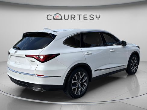 Used 2023 Acura MDX FWD w/ Technology Package image 7
