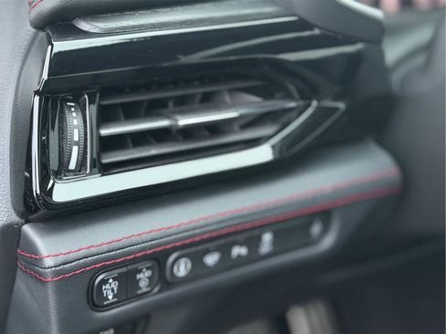 Used 2022 Acura MDX Type S image 25