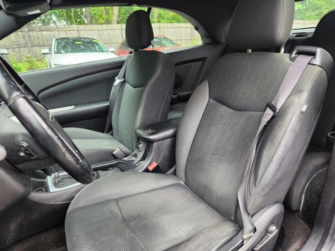 Used 2012 Chrysler 200 Touring FWD image 8
