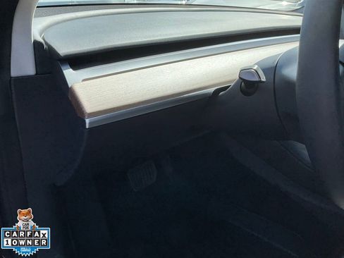 Used 2023 Tesla Model 3 Standard Range image 20