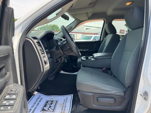 Used 2014 RAM 1500 ST w/ SXT Appearance Group AWD/4WD image 15