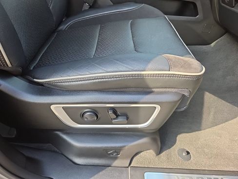 Used 2022 RAM 1500 Laramie RWD image 42