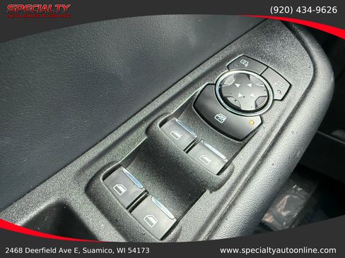 Used 2021 Ford Edge SEL image 37