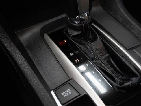 Used 2017 Honda Civic Touring image 26