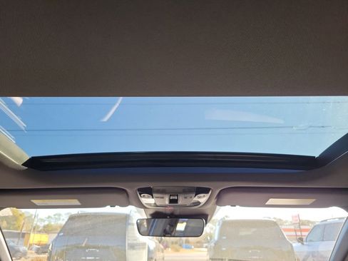 New 2026 Kia K5 GT-Line w/ GT-Line Premium Package FWD image 18