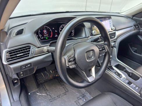 Used 2022 Honda Accord LX image 12