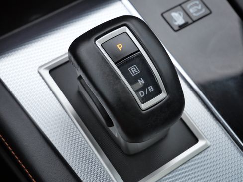 Used 2023 Mitsubishi Outlander SEL image 25