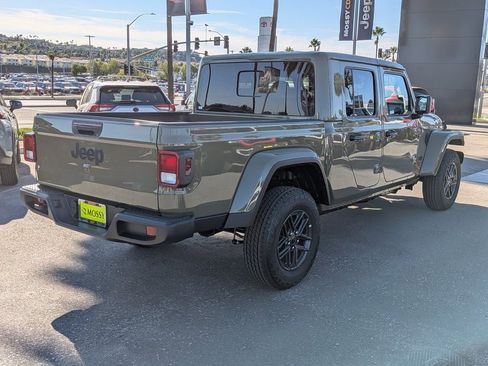 New 2026 Jeep Gladiator Sport image 3