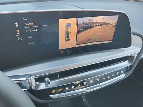 New 2025 Cadillac Lyriq Sport AWD/4WD image 20