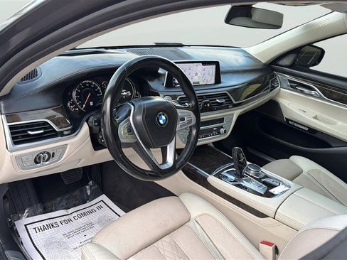 Used 2016 BMW 750i xDrive AWD/4WD image 17