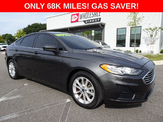 Used 2019 Ford Fusion SE FWD image 1
