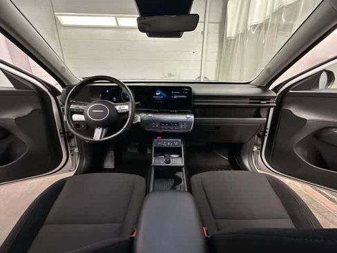 Used 2024 Hyundai Kona SEL w/ Convenience Package image 20