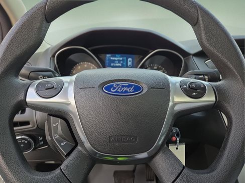 Used 2014 Ford Focus SE image 24