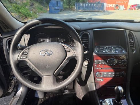 Used 2017 INFINITI QX50 AWD w/ Premium Plus Package image 13