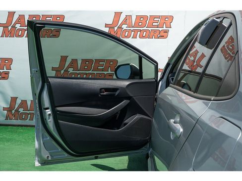 Used 2022 Toyota Corolla LE w/ Carpet Mat Package (TMS) FWD image 24