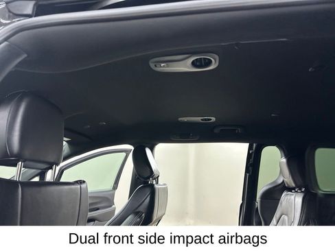 Used 2025 Chrysler Pacifica Select FWD image 27