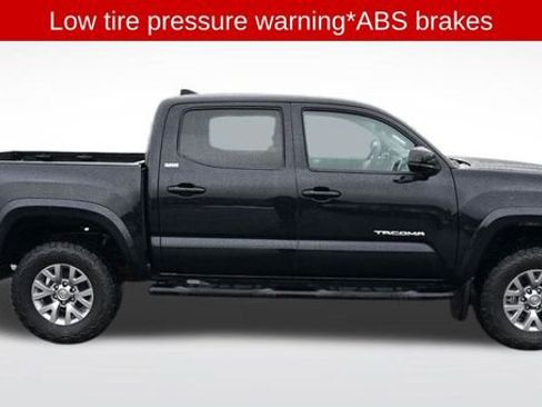 Used 2019 Toyota Tacoma SR5 image 5