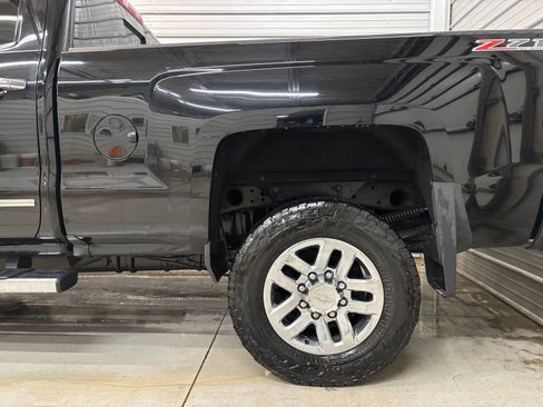Used 2017 Chevrolet Silverado 2500 LTZ image 6