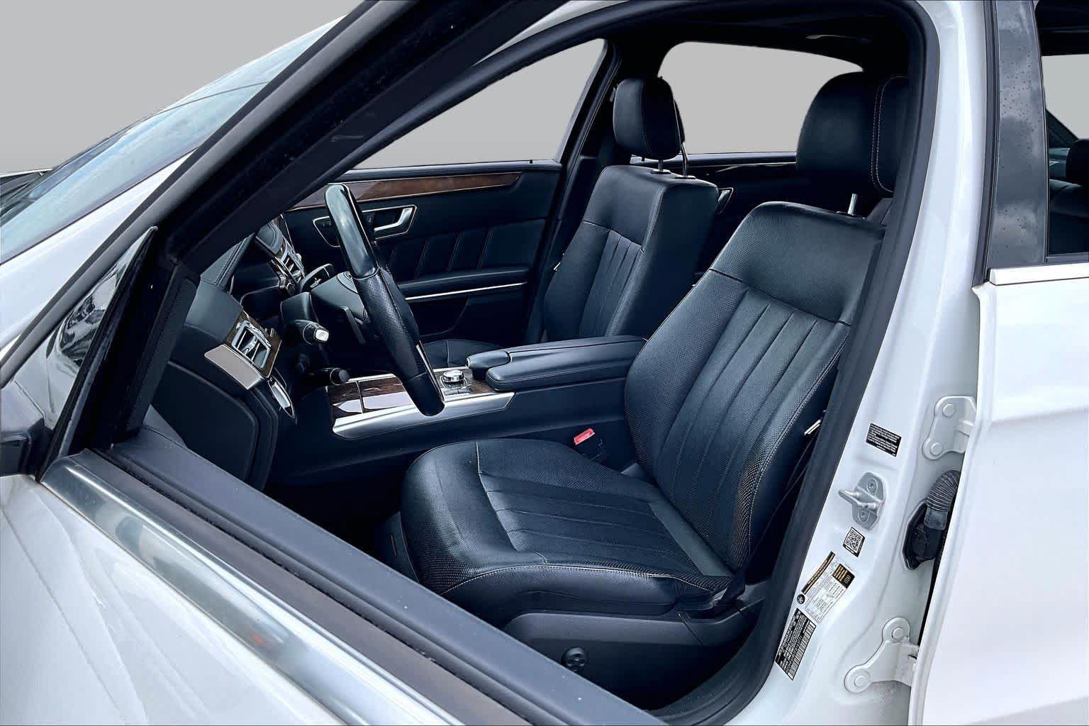Used 2015 Mercedes-Benz E 400 4MATIC Sedan image 7