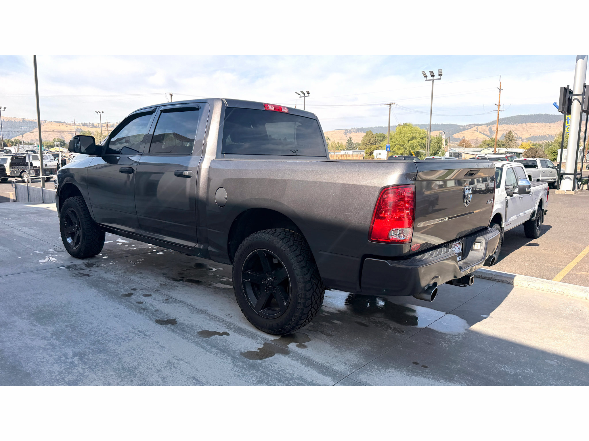 Used 2014 RAM 1500 Express AWD/4WD image 5