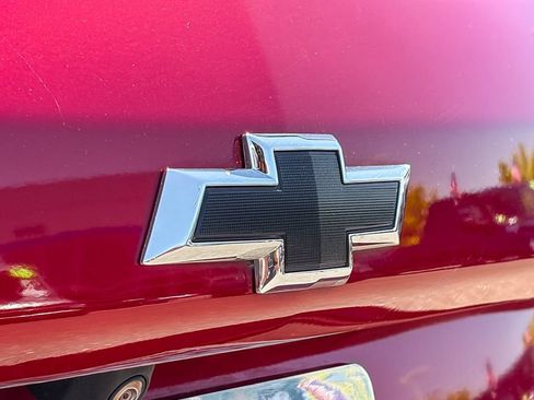 Used 2023 Chevrolet Equinox RS w/ RS Leather Package AWD/4WD image 10