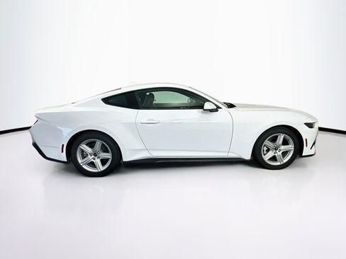 Used 2026 Ford Mustang Premium RWD image 10