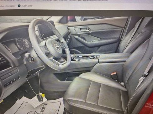 Used 2023 Nissan Rogue SL w/ SL Premium Package image 5