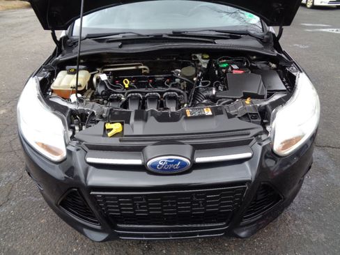 Used 2014 Ford Focus SE w/ SE Winter Package image 21