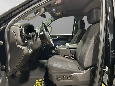 Used 2024 GMC Sierra 2500 SLE w/ SLE Convenience Package image 18