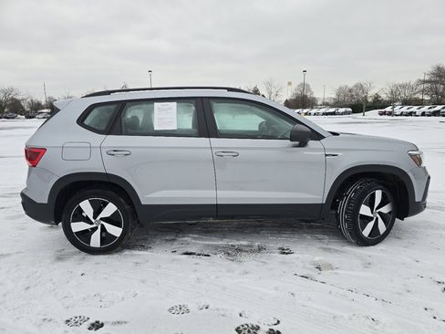 Used 2024 Volkswagen Taos S image 17