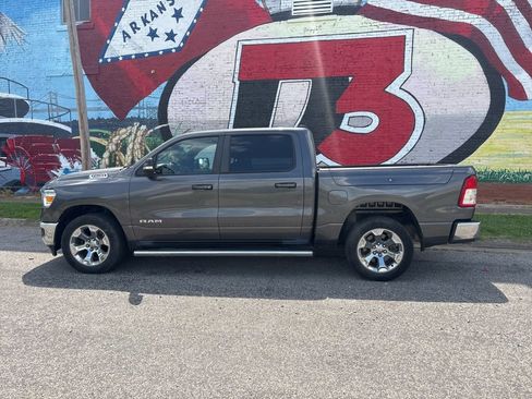 Used 2022 RAM 1500 Big Horn AWD/4WD image 3