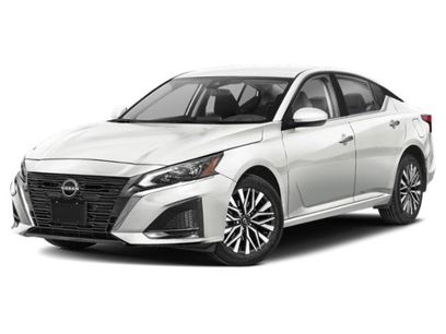 Used 2023 Nissan Altima 2.5 SV w/ SV Premium Package