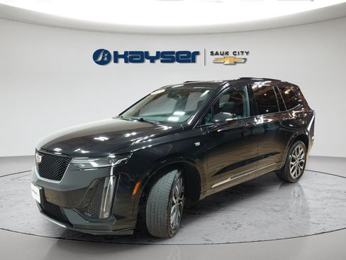 Used 2024 Cadillac XT6 Sport w/ LPO, Floor Liner Package AWD/4WD image 3